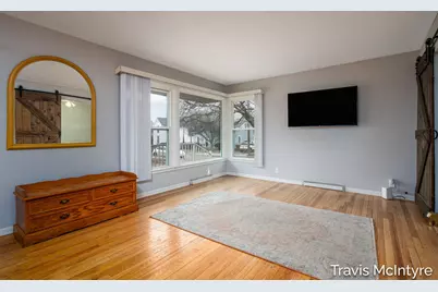 607 N Washington Street SE, Lowell, MI 49331 - Photo 5