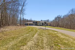 6880 Kilmer Dr SE, Grand Rapids, MI 49512 - Photo 3