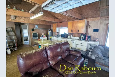 5263 E 8 Mile Road, Luther, MI 49656 - Photo 7