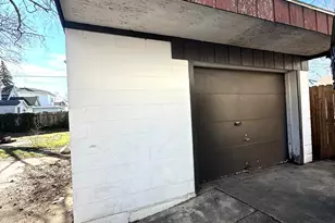 240 W 13th St, Holland, MI 49423 - Photo 7