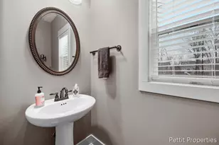 3099 Lowingwood Ct, Jenison, MI 49428 - Photo 17