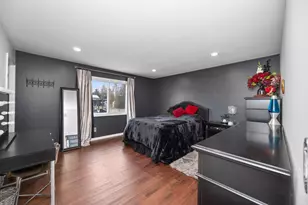 13468 Mair Dr, Sterling Heights, MI 48313 - Photo 17