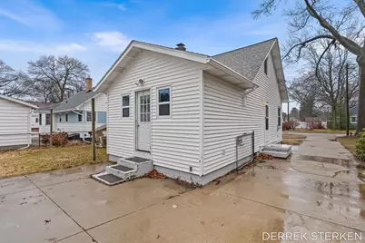 2437 Philo Avenue, Muskegon, MI 49441 - Photo 29