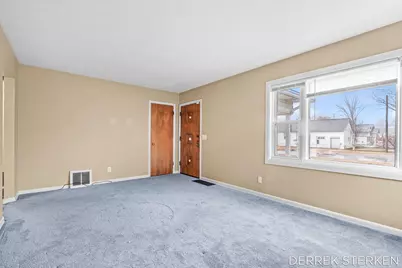 2437 Philo Avenue, Muskegon, MI 49441 - Photo 5