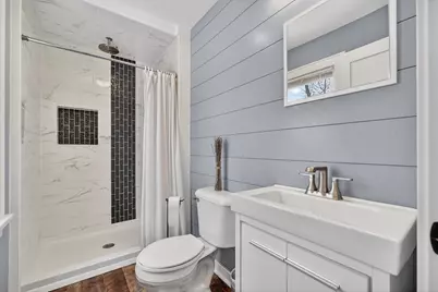 560 Paris Avenue, Lansing, MI 48910 - Photo 11