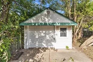 10904 N Mogul St, Detroit, MI 48224 - Photo 27