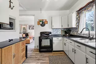 41 Eldredge St, Battle Creek, MI 49037 - Photo 7