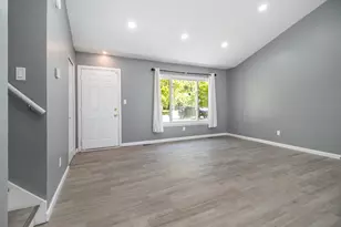 8650 Cedar Ct, Ypsilanti, MI 48198 - Photo 5