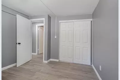 8650 Cedar Court, Ypsilanti, MI 48198 - Photo 15