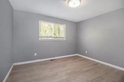 8650 Cedar Court, Ypsilanti, MI 48198 - Photo 17