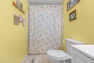 2722 Woodsview Dr, Hillsdale, MI 49242 - Photo 45