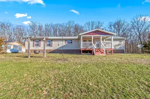 2722 Woodsview Dr, Hillsdale, MI 49242 - Photo 19