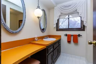 22175 Wingate Ct, Farmington, MI 48335 - Photo 39