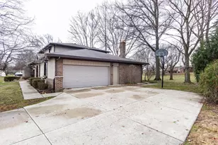 22175 Wingate Ct, Farmington, MI 48335 - Photo 11