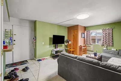 756 W Kilgore Road #302, Kalamazoo, MI 49008 - Photo 5