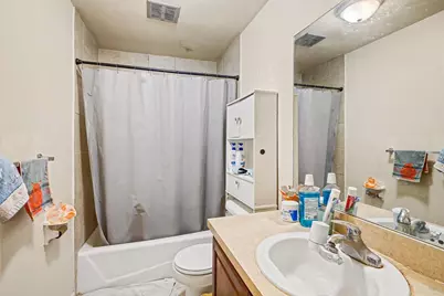 756 W Kilgore Road #302, Kalamazoo, MI 49008 - Photo 17