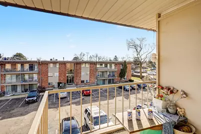 756 W Kilgore Road #302, Kalamazoo, MI 49008 - Photo 3