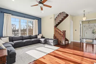 451 Oak Arbor Circle E, Rochester, MI 48306 - Photo 5