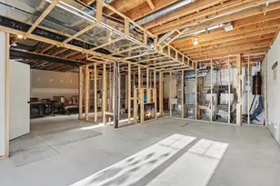 451 Oak Arbor Cir E, Rochester, MI 48306 - Photo 31