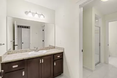 451 Oak Arbor Circle E, Rochester, MI 48306 - Photo 25