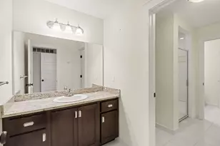 451 Oak Arbor Cir E, Rochester, MI 48306 - Photo 25