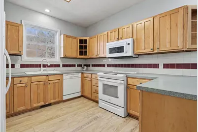 7285 Paw Paw Avenue, Watervliet, MI 49098 - Photo 11