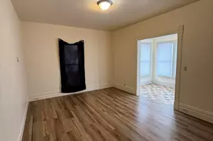 611 W North St, Kalamazoo, MI 49007 - Photo 5