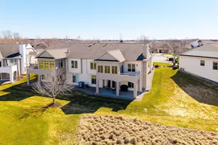 1284 Prestwick Dr, Holland, MI 49423 - Photo 47