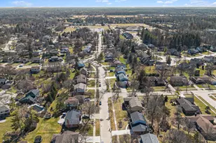 10030 Tennyson Dr, Plymouth, MI 48170 - Photo 37