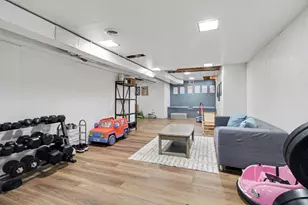 10030 Tennyson Dr, Plymouth, MI 48170 - Photo 33