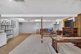 3685 Holcomb Rd, North Adams, MI 49262 - Photo 29