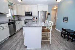 708 Wilshire Dr, Sturgis, MI 49091 - Photo 3