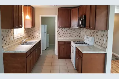 100 W Harwood Avenue, Madison Heights, MI 48071 - Photo 5