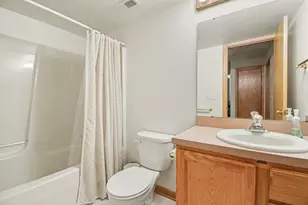 966 Ironwood Cir NW, Grand Rapids, MI 49534 - Photo 17