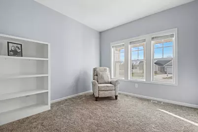 127 Turfway Park, Niles, MI 49120 - Photo 13