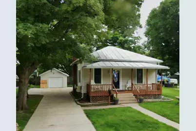 412 N Pearl Street, Vicksburg, MI 49097 - Photo 1