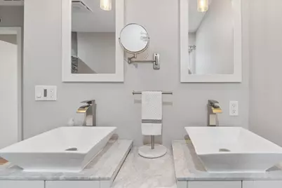 640 W Girard Avenue, Madison Heights, MI 48071 - Photo 31