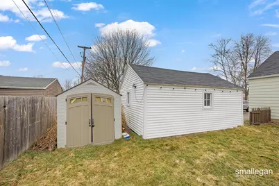 1811 Fremont Avenue NW, Grand Rapids, MI 49504 - Photo 33