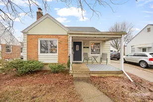 1811 Fremont Ave NW, Grand Rapids, MI 49504 - Photo 1