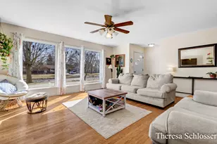 704 Cherry Ave, Big Rapids, MI 49307 - Photo 7