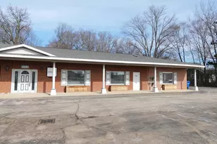 1211 E Napier Ave, Benton Harbor, MI 49022 - Photo 1