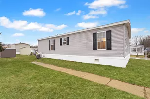 12717 Templewood Dr, Wayland, MI 49348 - Photo 11