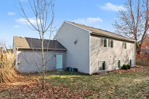 10108 Castle Creek Cir, Galesburg, MI 49053 - Photo 25