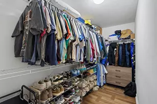 10108 Castle Creek Cir, Galesburg, MI 49053 - Photo 17