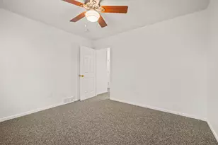 152 W D Ave, Kalamazoo, MI 49009 - Photo 15