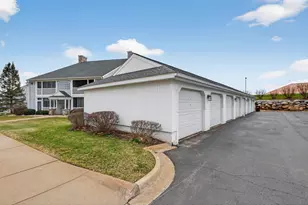 758 W Barrington Cir, Jackson, MI 49203 - Photo 43