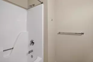 758 W Barrington Cir, Jackson, MI 49203 - Photo 33