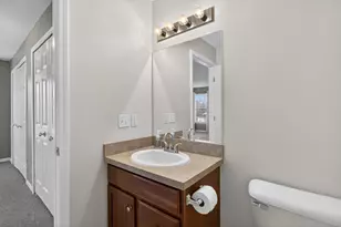 758 W Barrington Cir, Jackson, MI 49203 - Photo 31