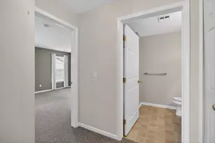 758 W Barrington Cir, Jackson, MI 49203 - Photo 23