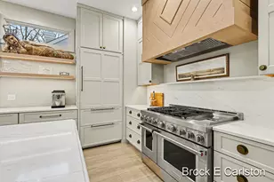 2062 W Glen Ct, Norton Shores, MI 49441 - Photo 15